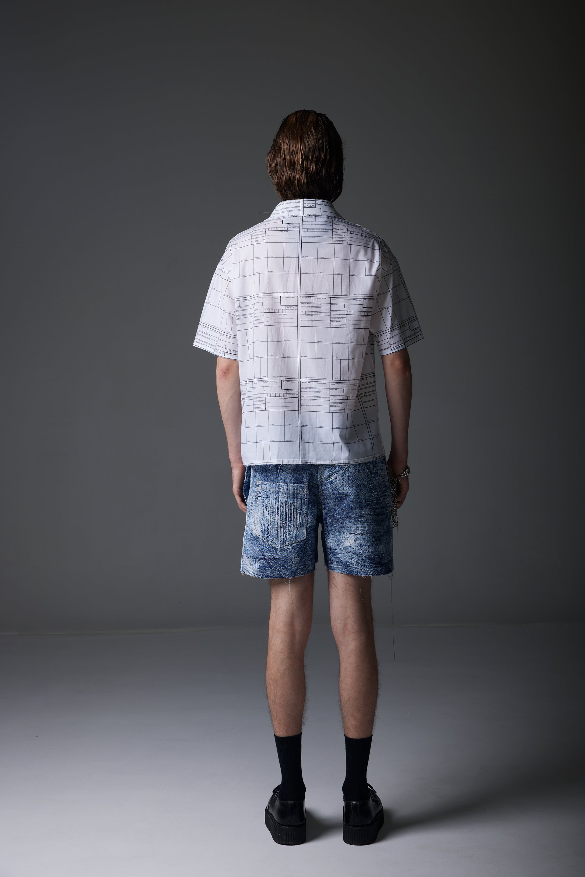 BLUE PRINTED DISTRESSED JEANS SHORT